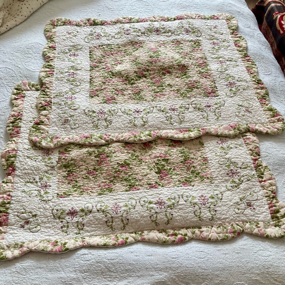 Vintage Pillow Shams - Picture 4 of 9